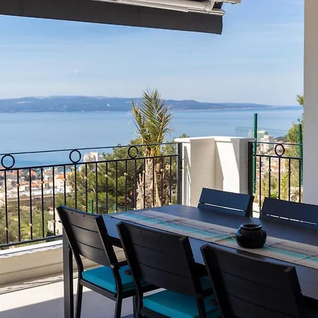 Villa Smaragd - Lapis - Luxury Apartment With Shared Pool Makarska Exterior photo