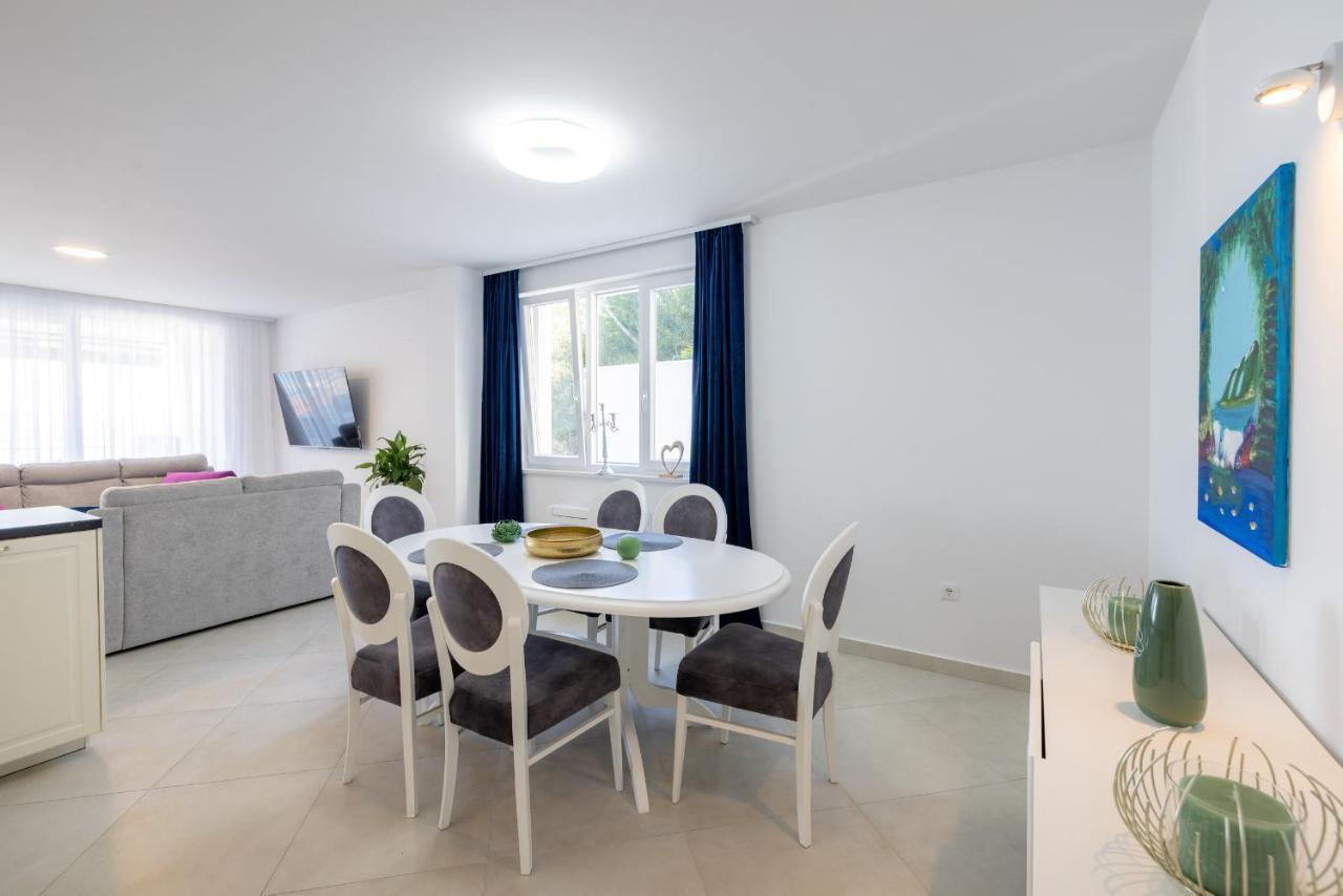 Smaragd - Lapis - Luxury With Shared Pool