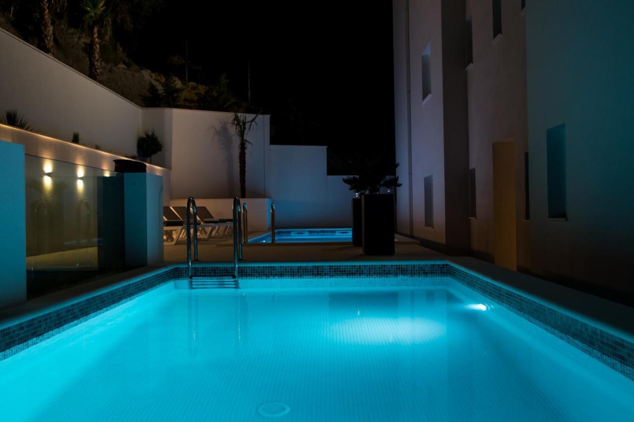 Smaragd - Lapis - Luxury With Shared Pool Apartament Makarska