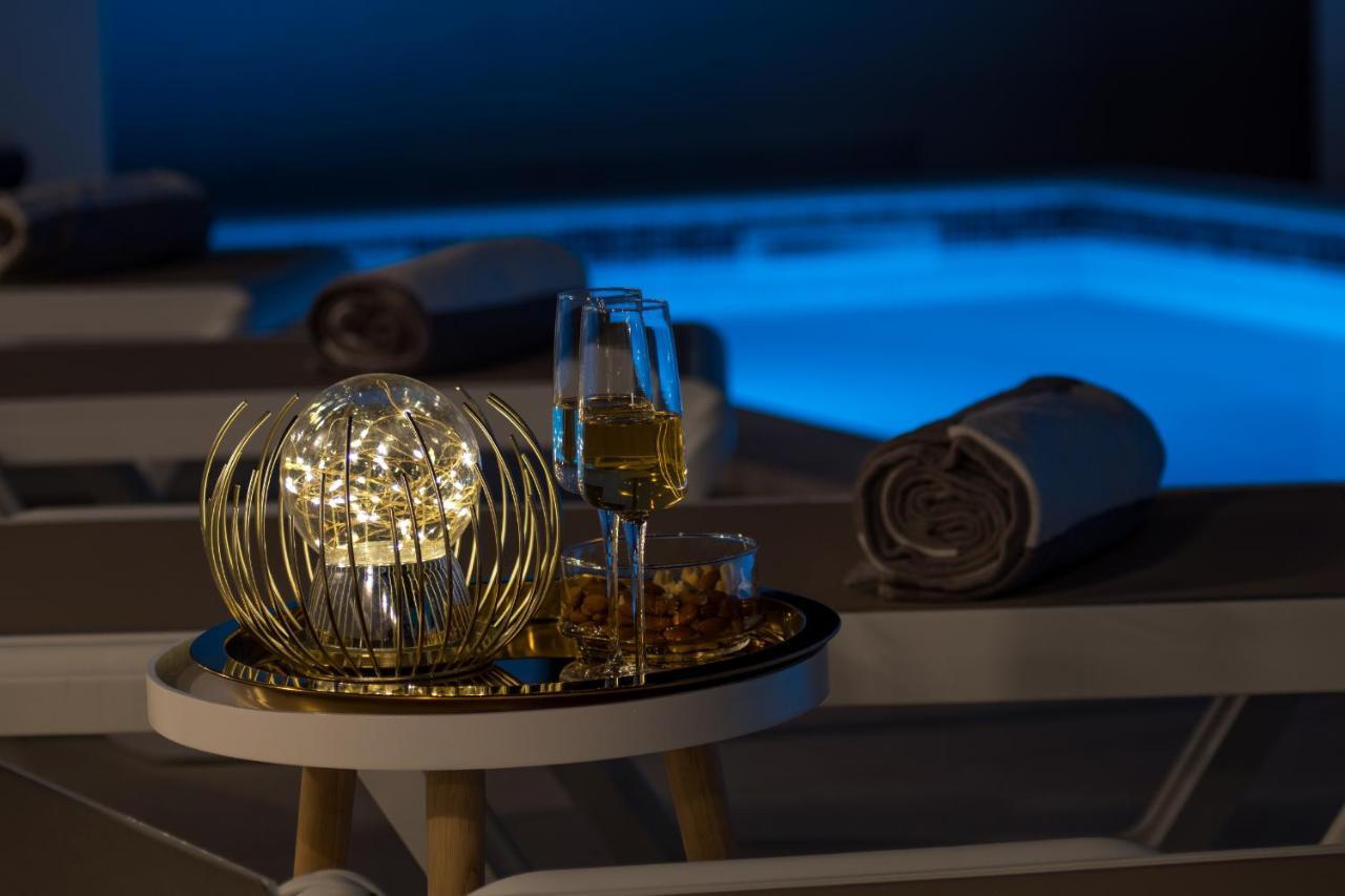 Smaragd - Lapis - Luxury With Shared Pool Makarska